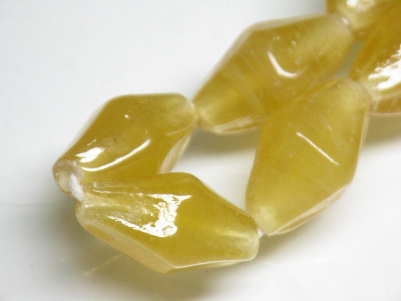 TOKO-BEADS AG037-12N Glass bead (strand) 10~11mm AG037-12N ひし形とんぼ玉（連） 10~11mm Asian bead & African bead  Handmade,Lampeork,bead,asia,india,ethnic,parts,accessory,beads とんぼ玉,ビーズ,トンボ玉,アジア,インド,エスニック,手作り,パーツ,アクセサリー