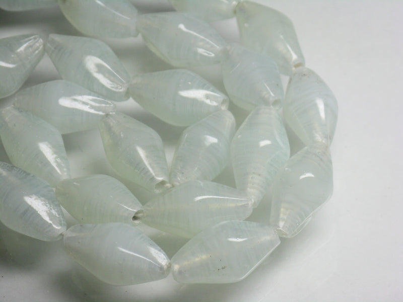 TOKO-BEADS AG037-16N Glass bead (strand) 10~11mm AG037-16N ひし形とんぼ玉（連） 10~11mm Asian bead & African bead  Handmade,Lampeork,bead,asia,india,ethnic,parts,accessory,beads とんぼ玉,ビーズ,トンボ玉,アジア,インド,エスニック,手作り,パーツ,アクセサリー