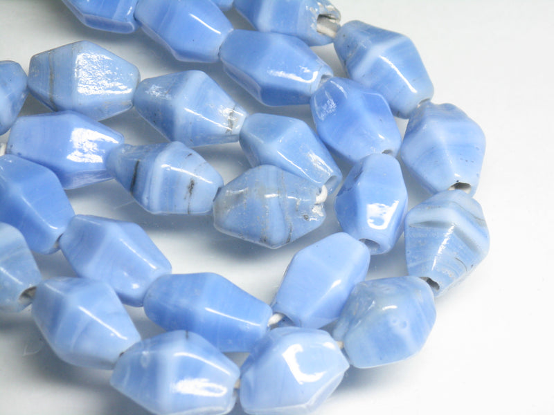 TOKO-BEADS AG037-27N Glass bead (strand) 11~12mm AG037-27N ひし形とんぼ玉（連） 11~12mm Asian bead & African bead  Handmade,Lampeork,bead,asia,india,ethnic,parts,accessory,beads とんぼ玉,ビーズ,トンボ玉,アジア,インド,エスニック,手作り,パーツ,アクセサリー