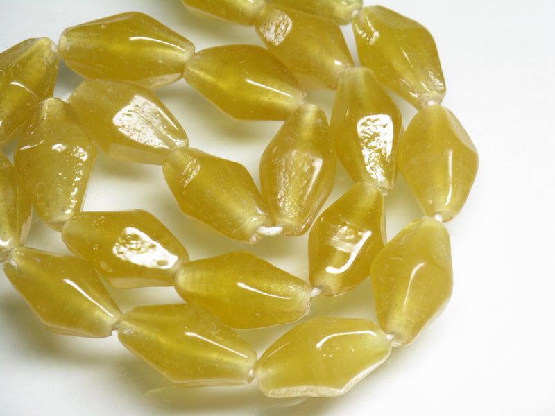 TOKO-BEADS AG037-50N Glass bead (strand) 11~12mm AG037-50N ひし形とんぼ玉（連） 11~12mm Asian bead & African bead  Handmade,Lampeork,bead,asia,india,ethnic,parts,accessory,beads とんぼ玉,ビーズ,トンボ玉,アジア,インド,エスニック,手作り,パーツ,アクセサリー