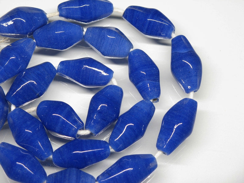TOKO-BEADS AG038N-14 Glass bead (strand) 10~11mm AG038N-14 ひし形とんぼ玉（連） 10~11mm Asian bead & African bead  Handmade,Lampeork,bead,asia,india,ethnic,parts,accessory,beads とんぼ玉,ビーズ,トンボ玉,アジア,インド,エスニック,手作り,パーツ,アクセサリー