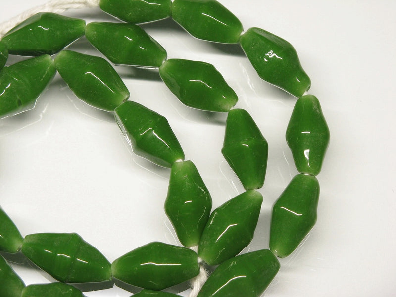 TOKO-BEADS AG038N-26 Glass bead (strand) 9~10mm AG038N-26 ひし形とんぼ玉（連） 9~10mm Asian bead & African bead  Handmade,Lampeork,bead,asia,india,ethnic,parts,accessory,beads とんぼ玉,ビーズ,トンボ玉,アジア,インド,エスニック,手作り,パーツ,アクセサリー