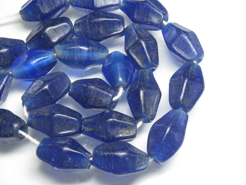 TOKO-BEADS AG038-97N Glass bead limited color (strand) 10~12mm AG038-97N ひし形とんぼ玉限定色（連） 10~12mm Asian bead & African bead  Handmade,Lampeork,bead,asia,india,ethnic,parts,accessory,beads とんぼ玉,ビーズ,トンボ玉,アジア,インド,エスニック,手作り,パーツ,アクセサリー