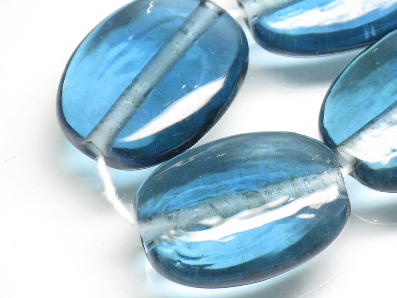 TOKO-BEADS AG040-60N Glass bead (strand) 22~26mm AG040-60N オーバルビーズ（連） 22~26mm Asian bead & African bead  Handmade,Lampeork,bead,asia,india,ethnic,parts,accessory,beads とんぼ玉,ビーズ,トンボ玉,アジア,インド,エスニック,手作り,パーツ,アクセサリー