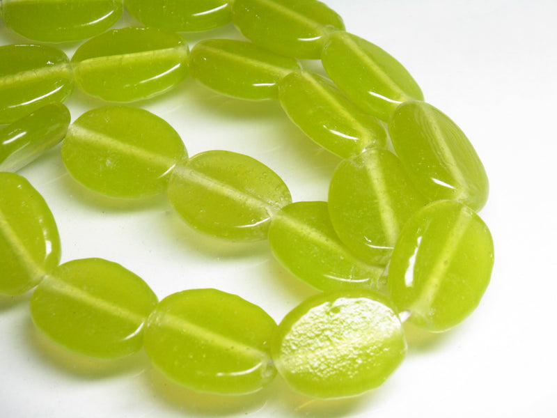 TOKO-BEADS AG041-94N Glass bead (strand) 15~16mm AG041-94N オーバルビーズ（連） 15~16mm Asian bead & African bead  Handmade,Lampeork,bead,asia,india,ethnic,parts,accessory,beads とんぼ玉,ビーズ,トンボ玉,アジア,インド,エスニック,手作り,パーツ,アクセサリー