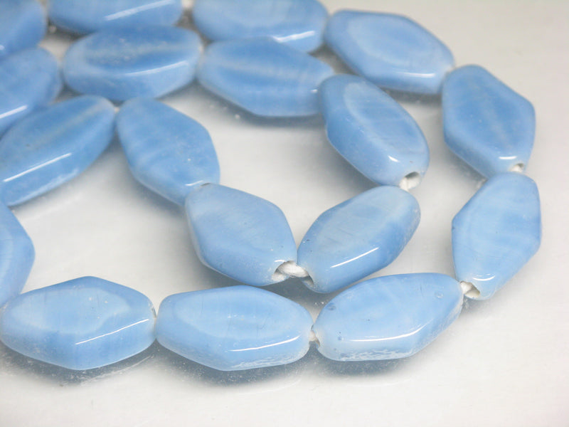 TOKO-BEADS AG042N-18 Glass bead (strand) 12~13mm AG042N-18 単色ひし形フラットビーズ L（連） 12~13mm Asian bead & African bead  Handmade,Lampeork,bead,asia,india,ethnic,parts,accessory,beads とんぼ玉,ビーズ,トンボ玉,アジア,インド,エスニック,手作り,パーツ,アクセサリー