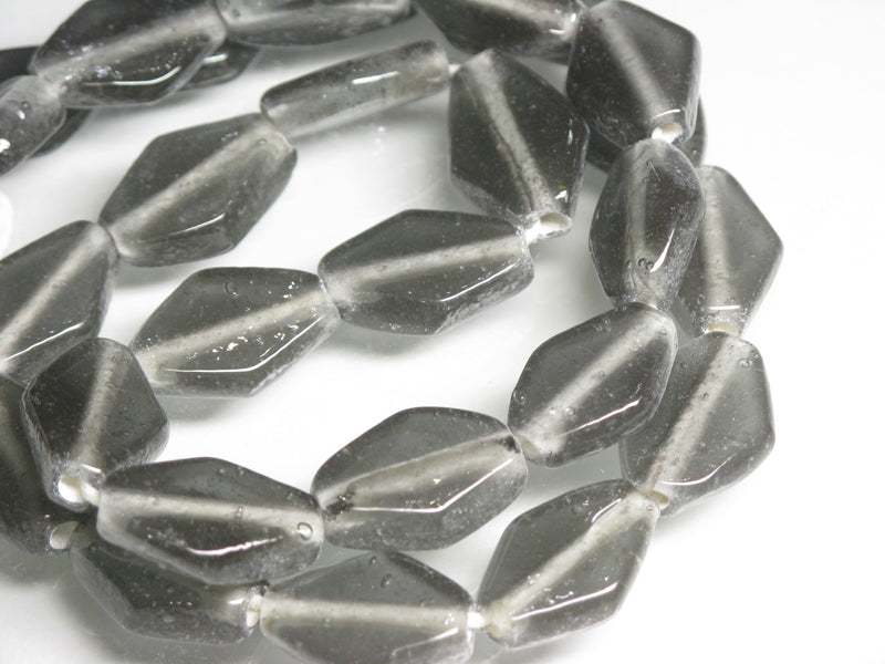 TOKO-BEADS AG042N-22 Glass bead (strand) 12~13mm AG042N-22 単色ひし形フラットビーズ L（連） 12~13mm Asian bead & African bead  Handmade,Lampeork,bead,asia,india,ethnic,parts,accessory,beads とんぼ玉,ビーズ,トンボ玉,アジア,インド,エスニック,手作り,パーツ,アクセサリー