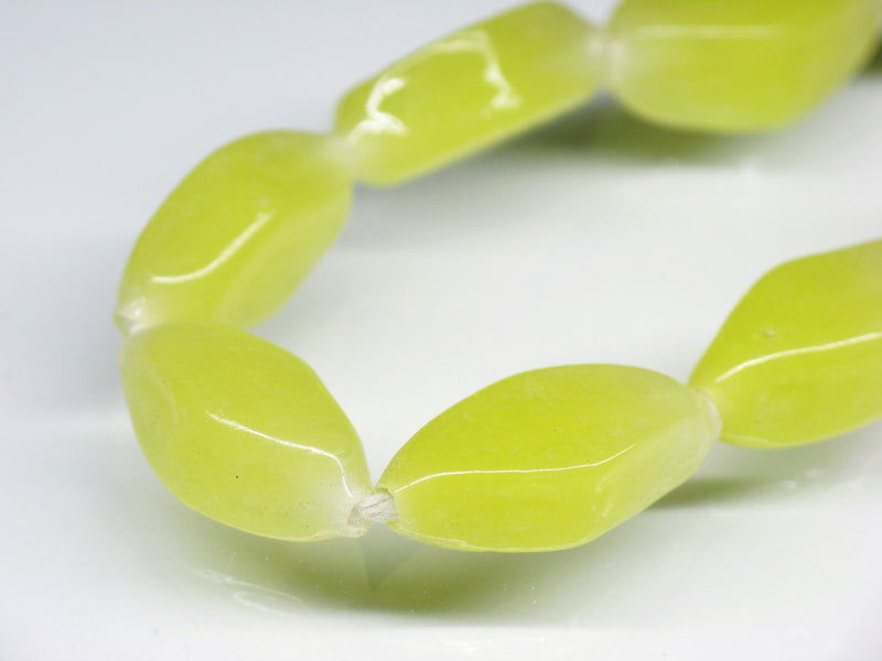 TOKO-BEADS AG042N-86 Glass bead (strand) 8mm AG042N-86 単色ひし形フラットビーズ（連） 8mm Asian bead & African bead  Handmade,Lampeork,bead,asia,india,ethnic,parts,accessory,beads とんぼ玉,ビーズ,トンボ玉,アジア,インド,エスニック,手作り,パーツ,アクセサリー
