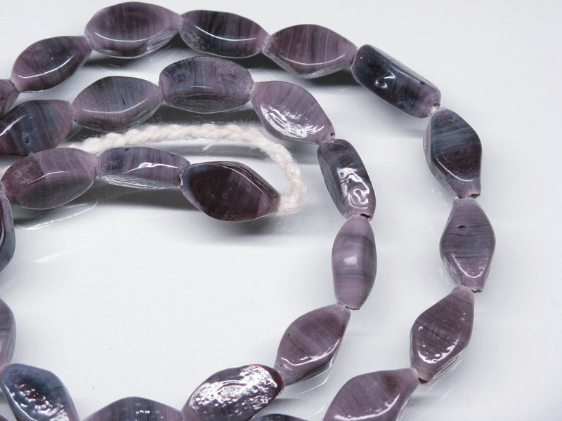 TOKO-BEADS AG042N-95 Glass bead (strand) 8mm AG042N-95 単色ひし形フラットビーズ（連） 8mm Asian bead & African bead  Handmade,Lampeork,bead,asia,india,ethnic,parts,accessory,beads とんぼ玉,ビーズ,トンボ玉,アジア,インド,エスニック,手作り,パーツ,アクセサリー