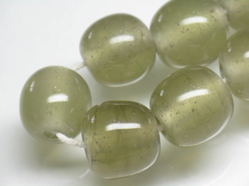 TOKO-BEADS AG063-63N Glass bead (strand) 13~14mm AG063-63N 単色丸玉大（連） 13~14mm Asian bead & African bead  Handmade,Lampeork,bead,asia,india,ethnic,parts,accessory,beads とんぼ玉,ビーズ,トンボ玉,アジア,インド,エスニック,手作り,パーツ,アクセサリー