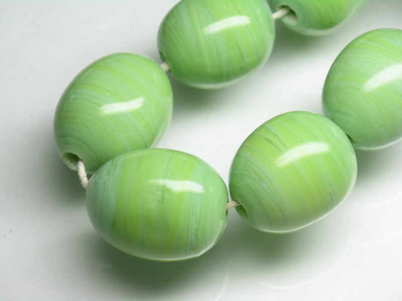 TOKO-BEADS AG067-09N Glass bead (strand) 15~17mm AG067-09N ガラスビーズ（連） 15~17mm Asian bead & African bead  Handmade,Lampeork,bead,asia,india,ethnic,parts,accessory,beads とんぼ玉,ビーズ,トンボ玉,アジア,インド,エスニック,手作り,パーツ,アクセサリー
