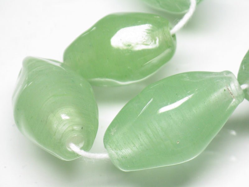 TOKO-BEADS AG067N-69 Glass bead (strand) 17~18mm AG067N-69 大型ひし形とんぼ玉（連） 17~18mm Asian bead & African bead  Handmade,Lampeork,bead,asia,india,ethnic,parts,accessory,beads とんぼ玉,ビーズ,トンボ玉,アジア,インド,エスニック,手作り,パーツ,アクセサリー