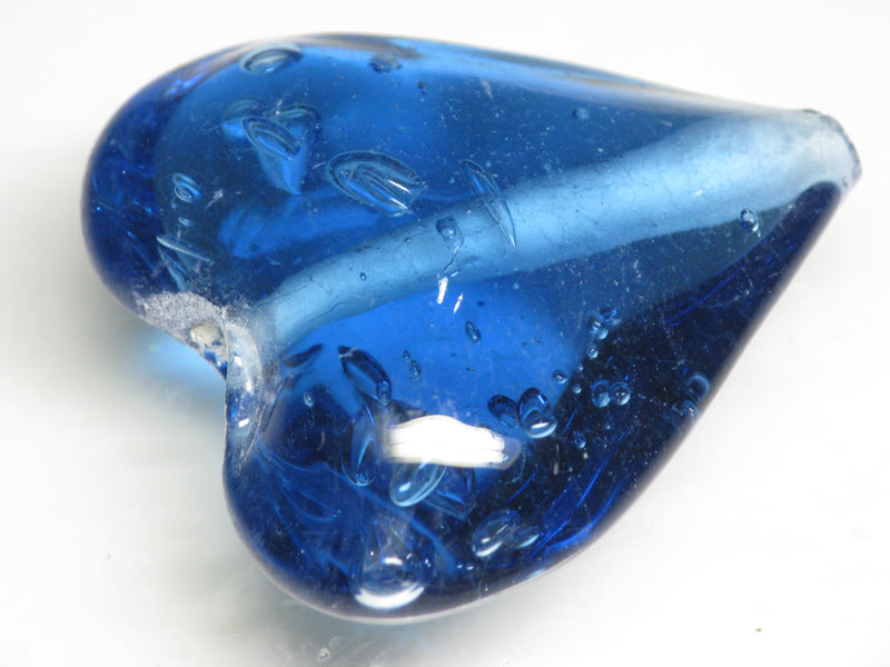TOKO-BEADS AG074-68S Heart shaped flat glass bead 31~34.5mm AG074-68S ハート型フラットビーズ 31~34.5mm Asian bead & African bead  Handmade,Lampeork,bead,asia,india,ethnic,parts,accessory,beads とんぼ玉,ビーズ,トンボ玉,アジア,インド,エスニック,手作り,パーツ,アクセサリー