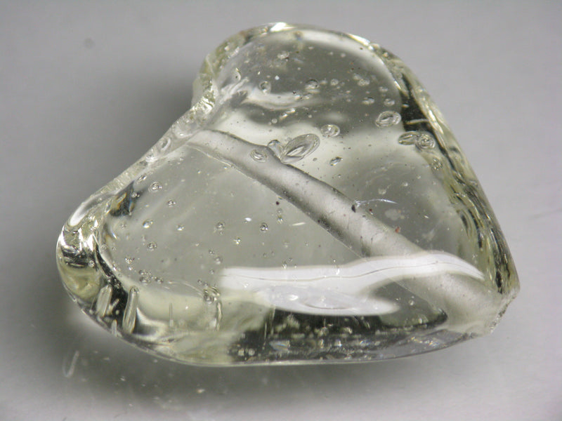 TOKO-BEADS AG074-76 Heart shaped flat glass bead 32~33mm AG074-76 ハート型フラットビーズ 32~33mm Asian bead & African bead  Handmade,Lampeork,bead,asia,india,ethnic,parts,accessory,beads とんぼ玉,ビーズ,トンボ玉,アジア,インド,エスニック,手作り,パーツ,アクセサリー