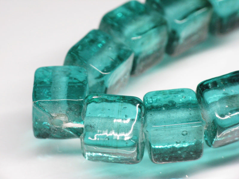 TOKO-BEADS AG077-05N Cubic glass bead (Strand) 8~9mm AG077-05N 単色ガラスキューブ（連） 8~9mm Asian bead & African bead  Handmade,Lampeork,bead,asia,india,ethnic,parts,accessory,beads とんぼ玉,ビーズ,トンボ玉,アジア,インド,エスニック,手作り,パーツ,アクセサリー