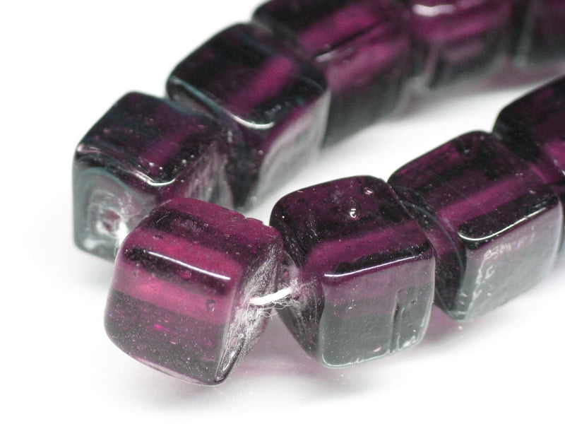 TOKO-BEADS AG077-09N Cubic glass bead (Strand) 8~9mm AG077-09N 単色ガラスキューブ（連） 8~9mm Asian bead & African bead  Handmade,Lampeork,bead,asia,india,ethnic,parts,accessory,beads とんぼ玉,ビーズ,トンボ玉,アジア,インド,エスニック,手作り,パーツ,アクセサリー