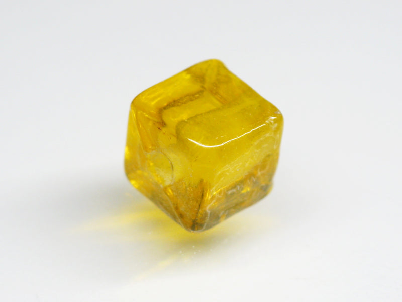 TOKO-BEADS AG077S-06 Cubic glass bead 8~9mm AG077S-06 単色ガラスキューブ 8~9mm Asian bead & African bead  Handmade,Lampeork,bead,asia,india,ethnic,parts,accessory,beads とんぼ玉,ビーズ,トンボ玉,アジア,インド,エスニック,手作り,パーツ,アクセサリー