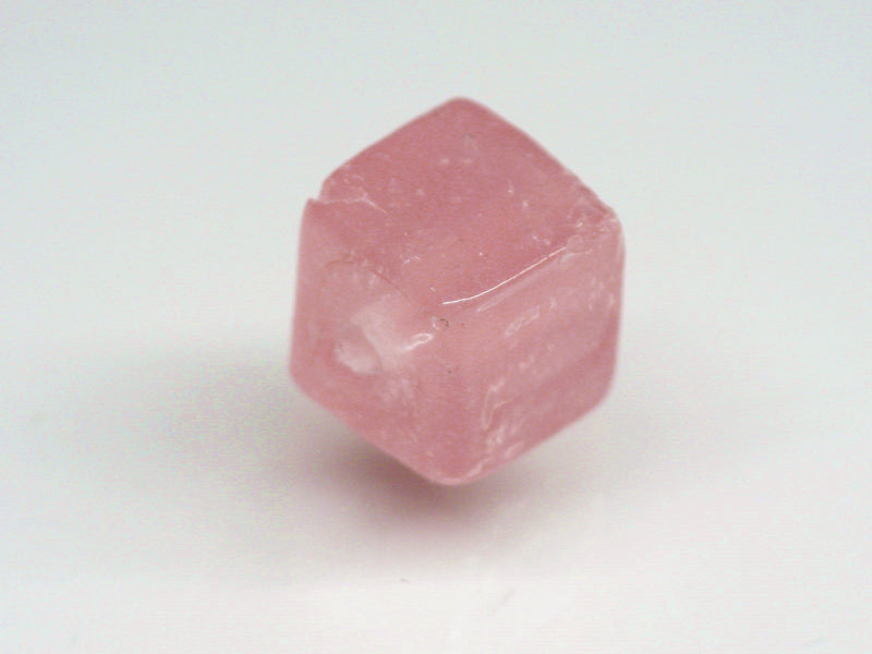 TOKO-BEADS AG077-08S Cubic glass bead 8~9mm AG077-08S 単色ガラスキューブ 8~9mm Asian bead & African bead  Handmade,Lampeork,bead,asia,india,ethnic,parts,accessory,beads とんぼ玉,ビーズ,トンボ玉,アジア,インド,エスニック,手作り,パーツ,アクセサリー