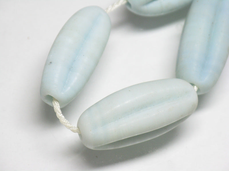 TOKO-BEADS AG099-11N Glass bead(Strand) 13~14mm AG099-11N 大型ナツメ型ビーズ（連） 13~14mm Asian bead & African bead  Handmade,Lampeork,bead,asia,india,ethnic,parts,accessory,beads とんぼ玉,ビーズ,トンボ玉,アジア,インド,エスニック,手作り,パーツ,アクセサリー