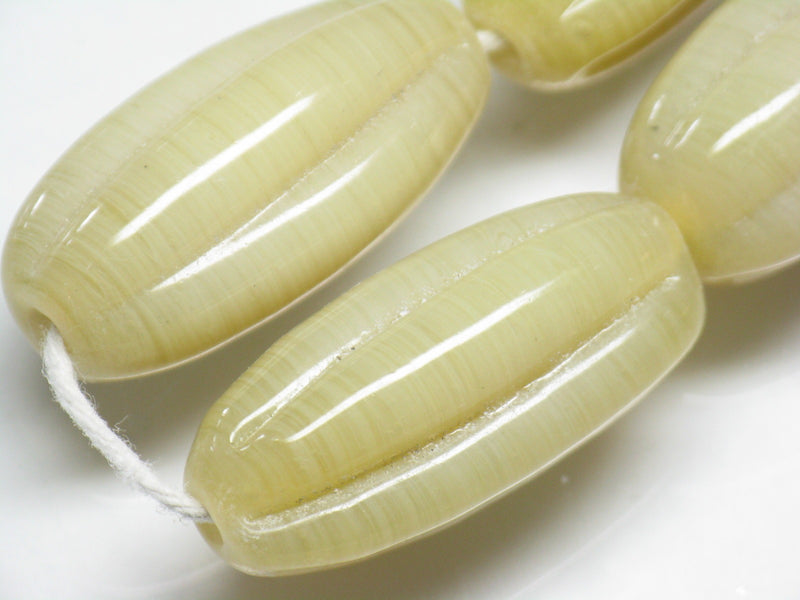 TOKO-BEADS AG099-17N Glass bead(Strand) 15~16mm AG099-17N 大型ナツメ型ビーズ（連） 15~16mm Asian bead & African bead  Handmade,Lampeork,bead,asia,india,ethnic,parts,accessory,beads とんぼ玉,ビーズ,トンボ玉,アジア,インド,エスニック,手作り,パーツ,アクセサリー