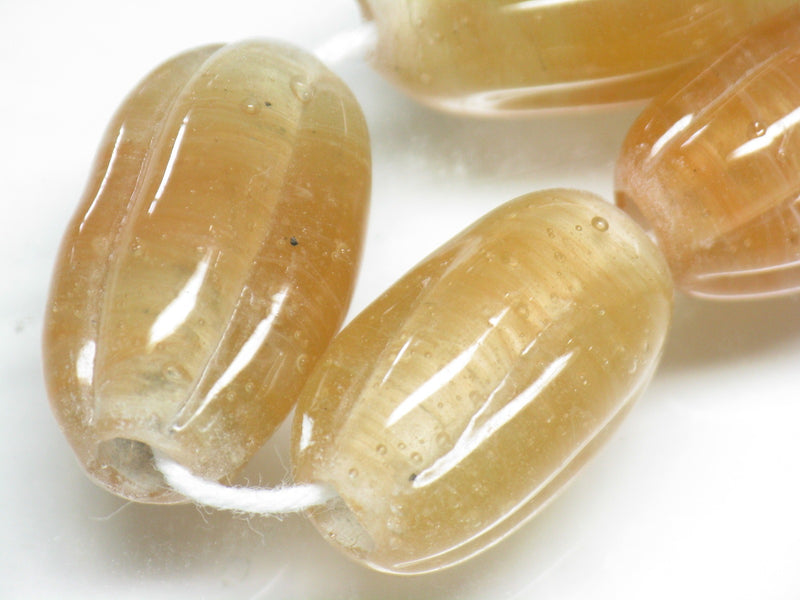 TOKO-BEADS AG099-20N Glass bead(Strand) 15~16mm AG099-20N 大型ナツメ型ビーズ（連） 15~16mm Asian bead & African bead  Handmade,Lampeork,bead,asia,india,ethnic,parts,accessory,beads とんぼ玉,ビーズ,トンボ玉,アジア,インド,エスニック,手作り,パーツ,アクセサリー
