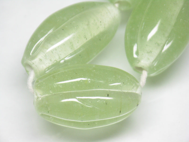 TOKO-BEADS AG099-47N Glass bead(Strand) 14~15mm AG099-47N 大型ナツメ型ビーズ（連） 14~15mm Asian bead & African bead  Handmade,Lampeork,bead,asia,india,ethnic,parts,accessory,beads とんぼ玉,ビーズ,トンボ玉,アジア,インド,エスニック,手作り,パーツ,アクセサリー