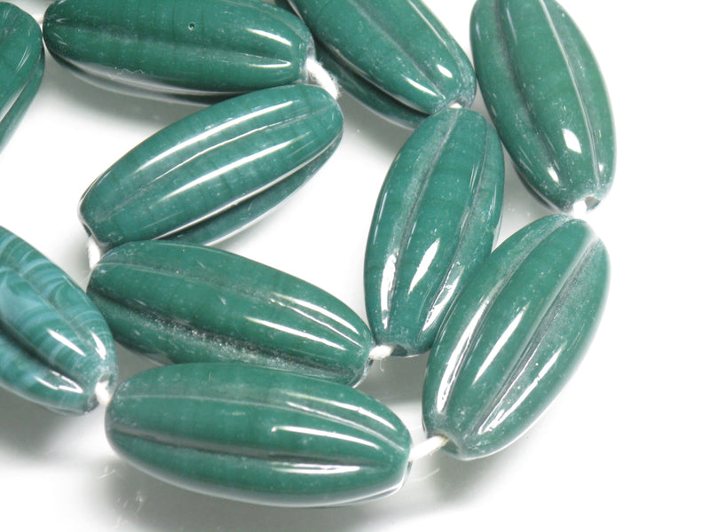 TOKO-BEADS AG099-52N Glass bead(Strand) 15~16mm AG099-52N 大型ナツメ型ビーズ（連） 15~16mm Asian bead & African bead  Handmade,Lampeork,bead,asia,india,ethnic,parts,accessory,beads とんぼ玉,ビーズ,トンボ玉,アジア,インド,エスニック,手作り,パーツ,アクセサリー