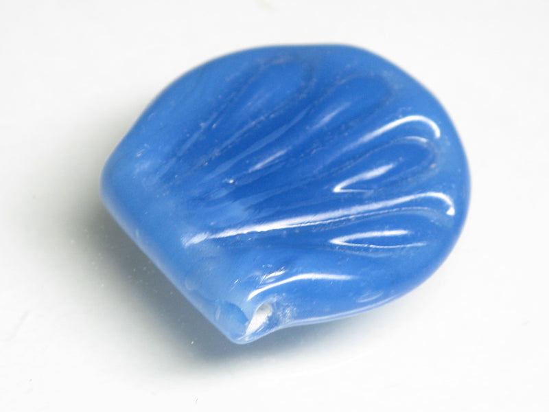 TOKO-BEADS AG152-56 01-118 Glass charm (Scallop) 21~22mm AG152-56 ガラスチャーム(ほたて) 21~22mm Asian bead & African bead  Handmade,Lampeork,bead,asia,india,ethnic,parts,accessory,beads とんぼ玉,ビーズ,トンボ玉,アジア,インド,エスニック,手作り,パーツ,アクセサリー