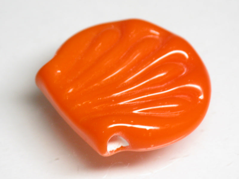 TOKO-BEADS AG152-62 01-118 Glass charm (Scallop) 22~23mm AG152-62 ガラスチャーム(ほたて) 22~23mm Asian bead & African bead  Handmade,Lampeork,bead,asia,india,ethnic,parts,accessory,beads とんぼ玉,ビーズ,トンボ玉,アジア,インド,エスニック,手作り,パーツ,アクセサリー