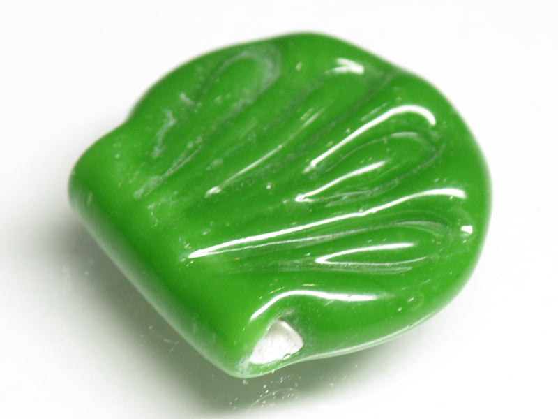 TOKO-BEADS AG152-69 01-118 Glass charm (Scallop) 23~24mm AG152-69 ガラスチャーム(ほたて) 23~24mm Asian bead & African bead  Handmade,Lampeork,bead,asia,india,ethnic,parts,accessory,beads とんぼ玉,ビーズ,トンボ玉,アジア,インド,エスニック,手作り,パーツ,アクセサリー