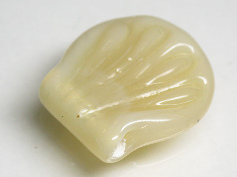 TOKO-BEADS AG152-71 01-118 Glass charm (Scallop) 22~23mm AG152-71 ガラスチャーム(ほたて) 22~23mm Asian bead & African bead  Handmade,Lampeork,bead,asia,india,ethnic,parts,accessory,beads とんぼ玉,ビーズ,トンボ玉,アジア,インド,エスニック,手作り,パーツ,アクセサリー