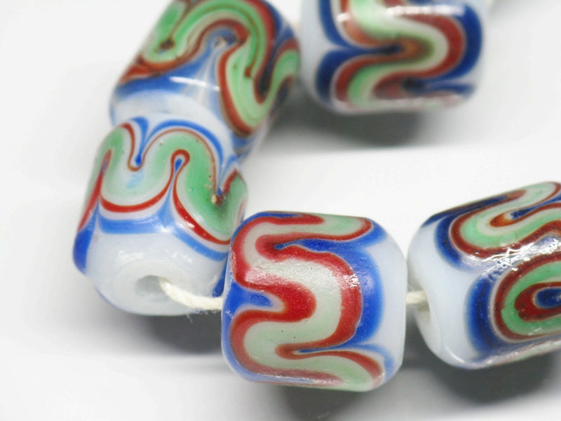 TOKO-BEADS AG556-01N Glass bead (Strand) 14~15mm AG556-01N とんぼ玉（連） 14~15mm Asian bead & African bead  Handmade,Lampeork,bead,asia,india,ethnic,parts,accessory,beads とんぼ玉,ビーズ,トンボ玉,アジア,インド,エスニック,手作り,パーツ,アクセサリー