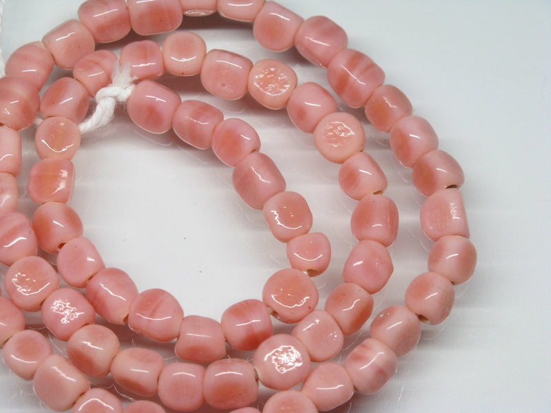 TOKO-BEADS AG613-13N Glass bead (strand) 6~7mm AG613-13N 三角とんぼ玉（連） 6~7mm Asian bead & African bead  Handmade,Lampeork,bead,asia,india,ethnic,parts,accessory,beads とんぼ玉,ビーズ,トンボ玉,アジア,インド,エスニック,手作り,パーツ,アクセサリー