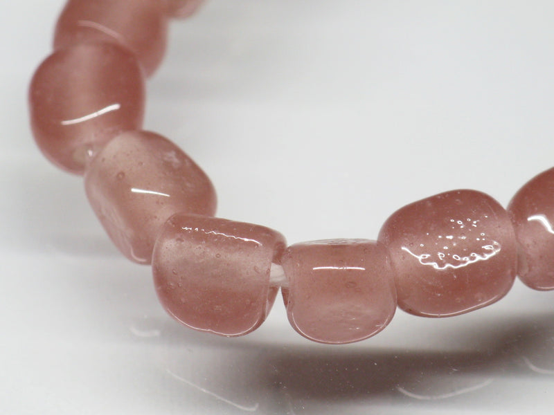 TOKO-BEADS AG613-15N Glass bead (strand) 6~7mm AG613-15N 三角とんぼ玉（連） 6~7mm Asian bead & African bead  Handmade,Lampeork,bead,asia,india,ethnic,parts,accessory,beads とんぼ玉,ビーズ,トンボ玉,アジア,インド,エスニック,手作り,パーツ,アクセサリー