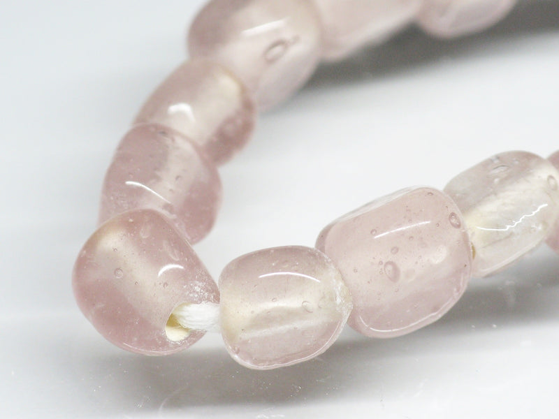 TOKO-BEADS AG613-33N Glass bead (strand) 6~7mm AG613-33N 三角とんぼ玉（連） 6~7mm Asian bead & African bead  Handmade,Lampeork,bead,asia,india,ethnic,parts,accessory,beads とんぼ玉,ビーズ,トンボ玉,アジア,インド,エスニック,手作り,パーツ,アクセサリー