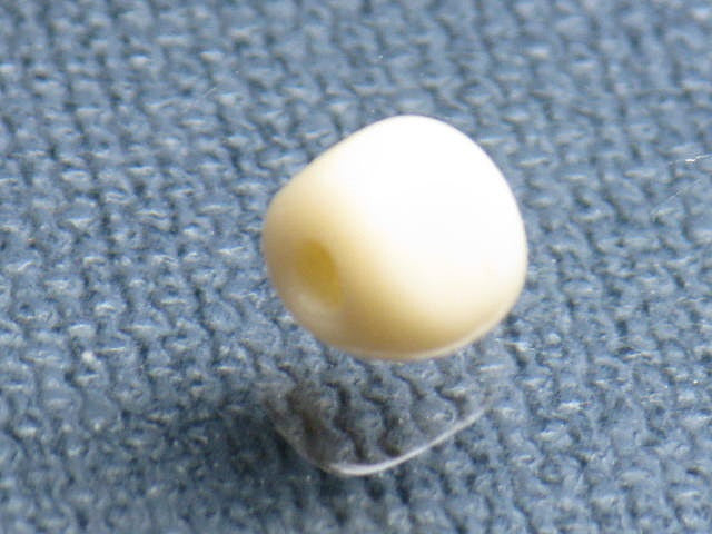 TOKO-BEADS AG613S-09 Glass bead 6~7mm AG613S-09 三角とんぼ玉 6~7mm Asian bead & African bead  Handmade,Lampeork,bead,asia,india,ethnic,parts,accessory,beads とんぼ玉,ビーズ,トンボ玉,アジア,インド,エスニック,手作り,パーツ,アクセサリー