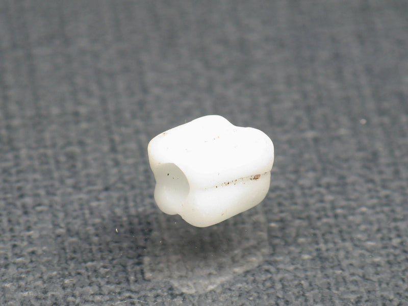TOKO-BEADS AG878-22 Glass bead 4~7mm AG878-22 角型単色ビーズ 4~7mm Asian bead & African bead  Handmade,Lampeork,bead,asia,india,ethnic,parts,accessory,beads とんぼ玉,ビーズ,トンボ玉,アジア,インド,エスニック,手作り,パーツ,アクセサリー