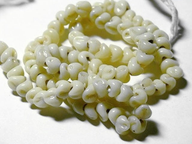 TOKO-BEADS AG921N-55 Glass wave bead (strand) 6~7mm AG921N-55 スモールウェイブビーズ（連） 6~7mm Asian bead & African bead  Handmade,Lampeork,bead,asia,india,ethnic,parts,accessory,beads とんぼ玉,ビーズ,トンボ玉,アジア,インド,エスニック,手作り,パーツ,アクセサリー