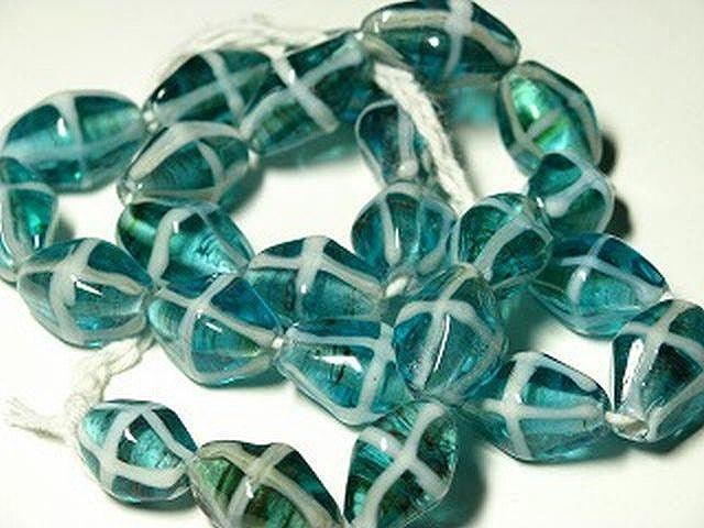 TOKO-BEADS AG926N-42 Glass bead (strand) 12~13mm AG926N-42 柄付ひし形とんぼ玉（連） 12~13mm Asian bead & African bead  Handmade,Lampeork,bead,asia,india,ethnic,parts,accessory,beads とんぼ玉,ビーズ,トンボ玉,アジア,インド,エスニック,手作り,パーツ,アクセサリー