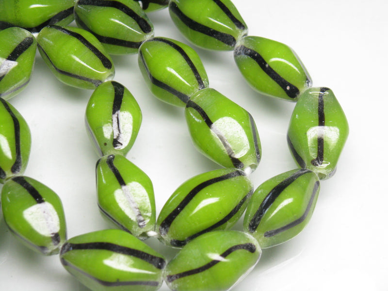 TOKO-BEADS AG926N-45 Glass bead (strand) 12~13mm AG926N-45 柄付ひし形とんぼ玉（連） 12~13mm Asian bead & African bead  Handmade,Lampeork,bead,asia,india,ethnic,parts,accessory,beads とんぼ玉,ビーズ,トンボ玉,アジア,インド,エスニック,手作り,パーツ,アクセサリー