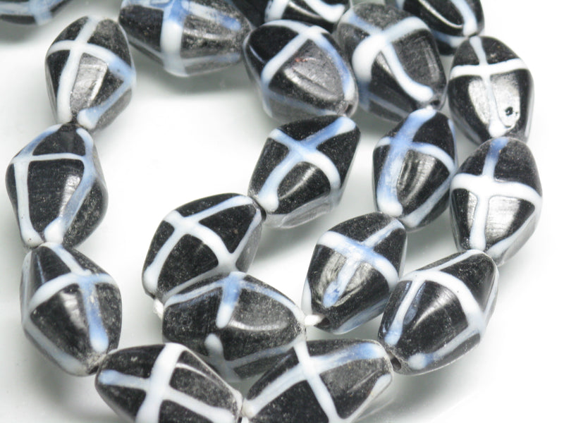 TOKO-BEADS AG926N-57 Glass bead (strand) 12~13mm AG926N-57 柄付ひし形とんぼ玉（連） 12~13mm Asian bead & African bead  Handmade,Lampeork,bead,asia,india,ethnic,parts,accessory,beads とんぼ玉,ビーズ,トンボ玉,アジア,インド,エスニック,手作り,パーツ,アクセサリー