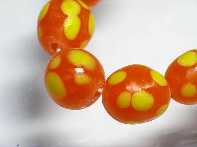 AG935-55N Glass bead (strand) 12.5~13.5mm