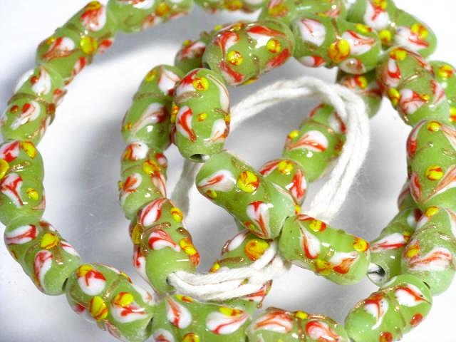TOKO-BEADS AG935N-67 Glass bead (strand) 8~8.5mm AG935N-67 フラワーチューブ（連） 8~8.5mm Asian bead & African bead  Handmade,Lampeork,bead,asia,india,ethnic,parts,accessory,beads とんぼ玉,ビーズ,トンボ玉,アジア,インド,エスニック,手作り,パーツ,アクセサリー