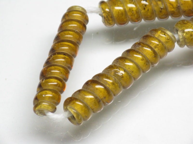 TOKO-BEADS AG935N-97 Glass bead (strand) 6~7mm AG935N-97 トゥイストビーズ（連） 6~7mm Asian bead & African bead  Handmade,Lampeork,bead,asia,india,ethnic,parts,accessory,beads とんぼ玉,ビーズ,トンボ玉,アジア,インド,エスニック,手作り,パーツ,アクセサリー