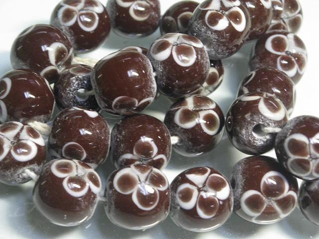 TOKO-BEADS AG945N-20 Glass bead (strand) 16~19mm AG945N-20 フラワービーズ（大）（連） 16~19mm Asian bead & African bead  Handmade,Lampeork,bead,asia,india,ethnic,parts,accessory,beads とんぼ玉,ビーズ,トンボ玉,アジア,インド,エスニック,手作り,パーツ,アクセサリー