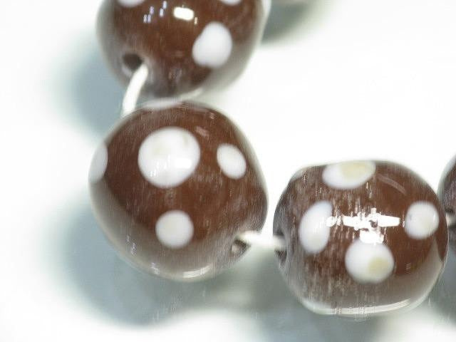 AG946-78N Glass bead (strand) 13~14mm