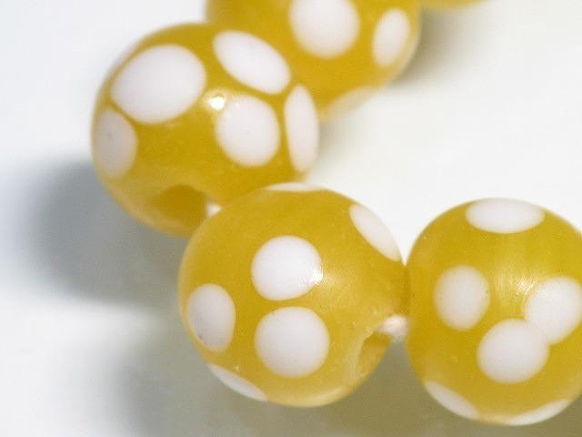 AG946-81N Glass bead (strand) 11~13mm
