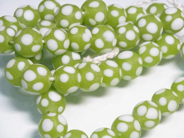 TOKO-BEADS AG946N-83 Glass bead (strand) 11~13mm AG946N-83 とんぼ玉（連） 11~13mm Asian bead & African bead  Handmade,Lampeork,bead,asia,india,ethnic,parts,accessory,beads とんぼ玉,ビーズ,トンボ玉,アジア,インド,エスニック,手作り,パーツ,アクセサリー