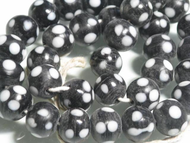TOKO-BEADS AG946N-99 Glass bead (strand) 13mm AG946N-99 とんぼ玉（連） 13mm Asian bead & African bead  Handmade,Lampeork,bead,asia,india,ethnic,parts,accessory,beads とんぼ玉,ビーズ,トンボ玉,アジア,インド,エスニック,手作り,パーツ,アクセサリー