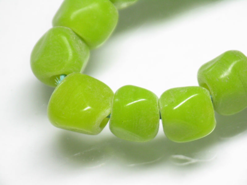 TOKO-BEADS AG952N-09 Glass bead (strand) 10~12mm AG952N-09 六面カットビーズ（連） 10~12mm Asian bead & African bead  Handmade,Lampeork,bead,asia,india,ethnic,parts,accessory,beads とんぼ玉,ビーズ,トンボ玉,アジア,インド,エスニック,手作り,パーツ,アクセサリー